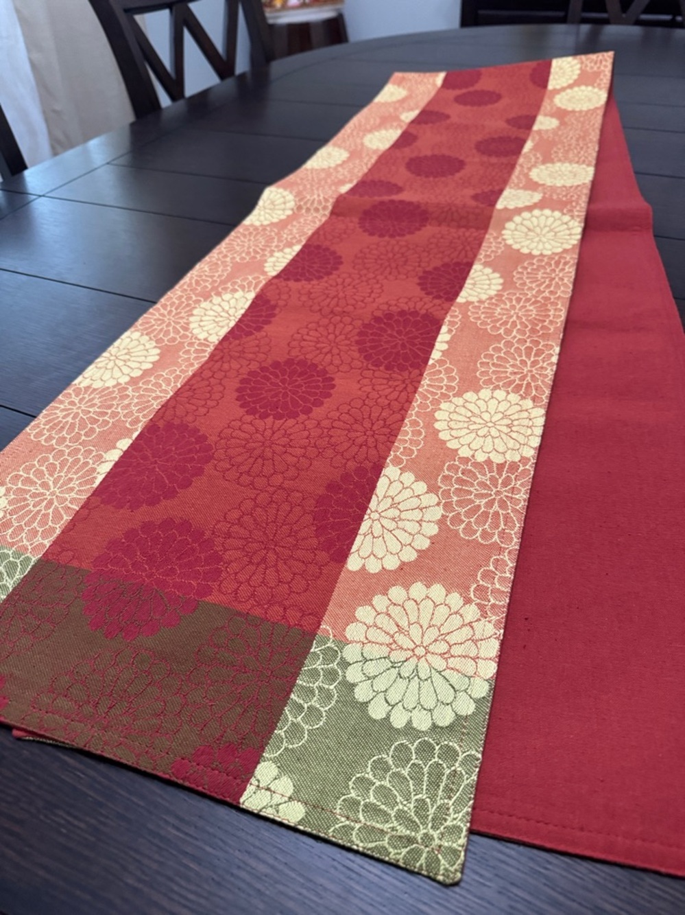 Pier 1 extra long Table Runner in cotton Floral pattern fall decor